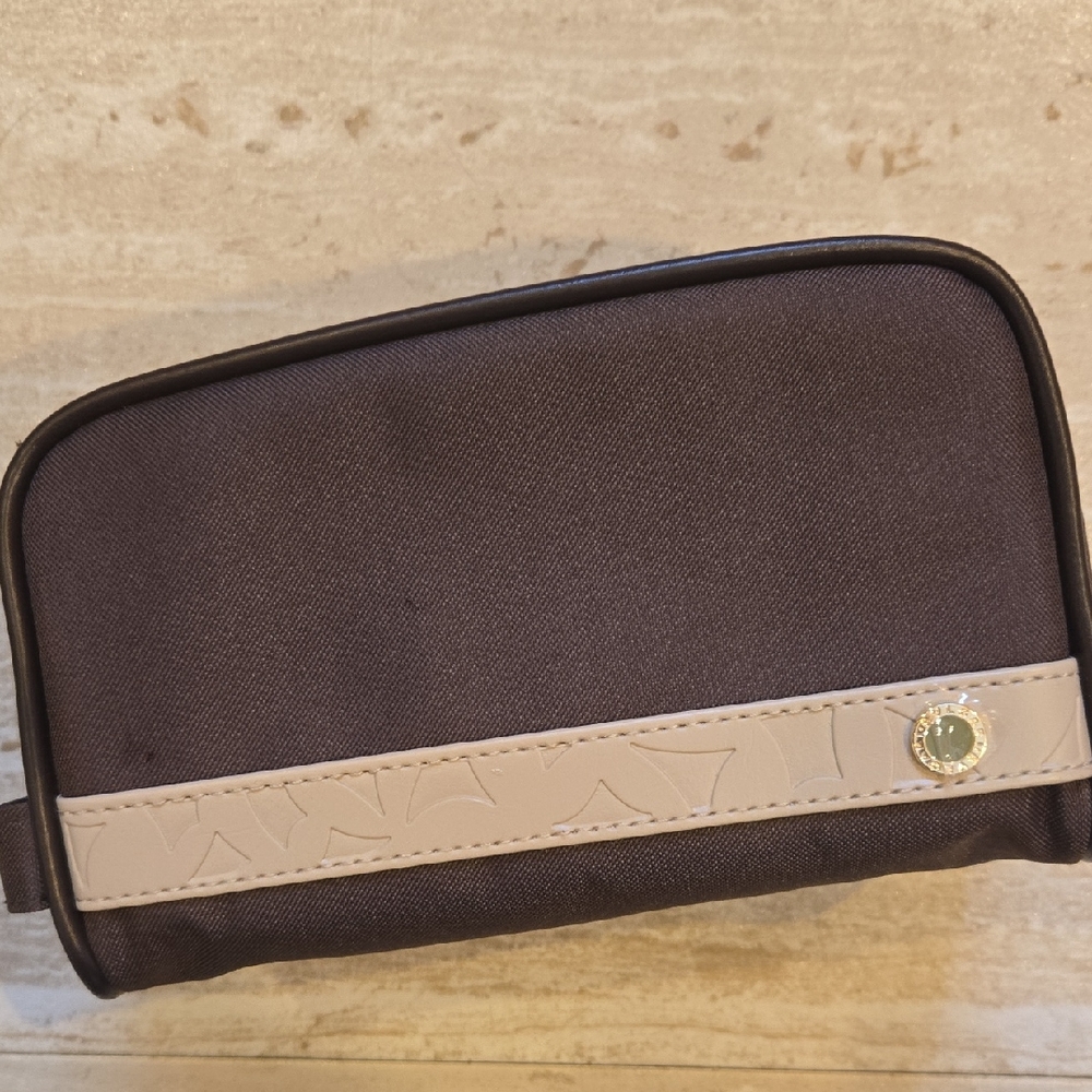 BVLGARI Parfums for Emirates Brown Zipper Travel Pouch - Picture 1 of 11